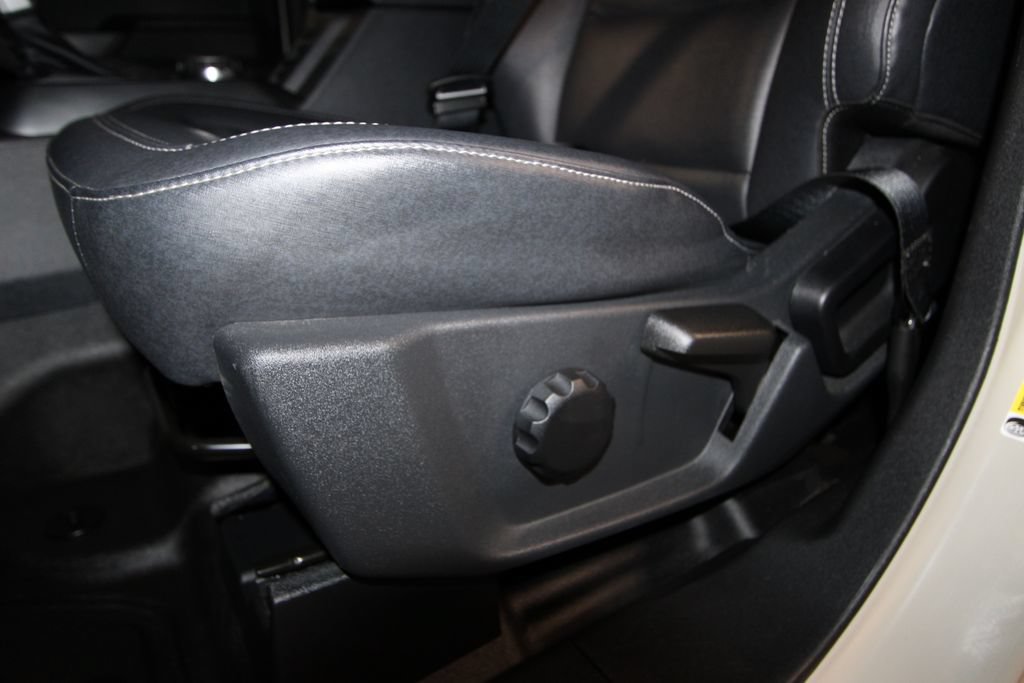 Used 2025 Ford Bronco Badlands AWD/4WD image 7