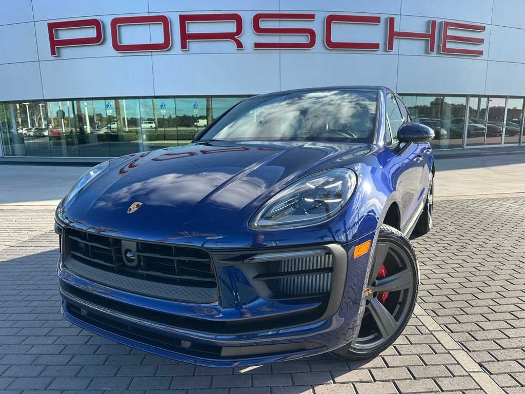 Certified 2026 Porsche Macan S AWD/4WD image 1