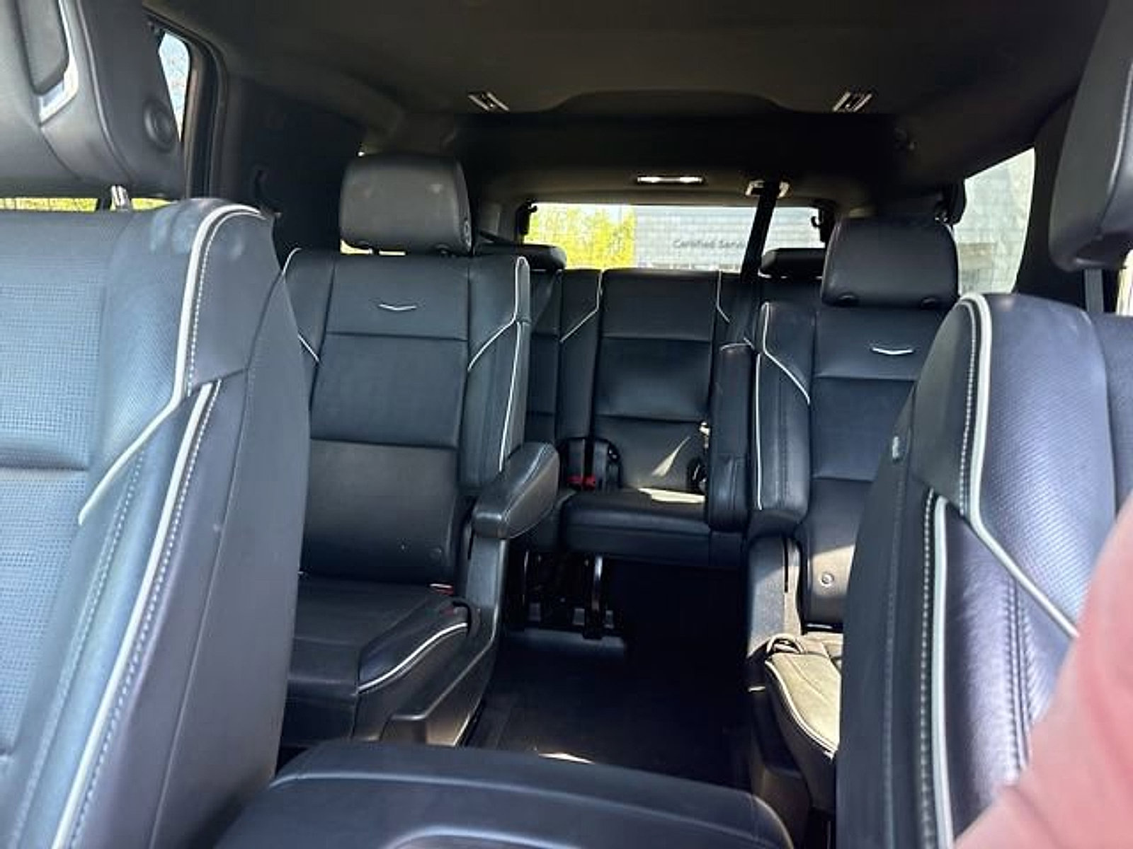 Used 2021 Cadillac Escalade Sport AWD/4WD image 11