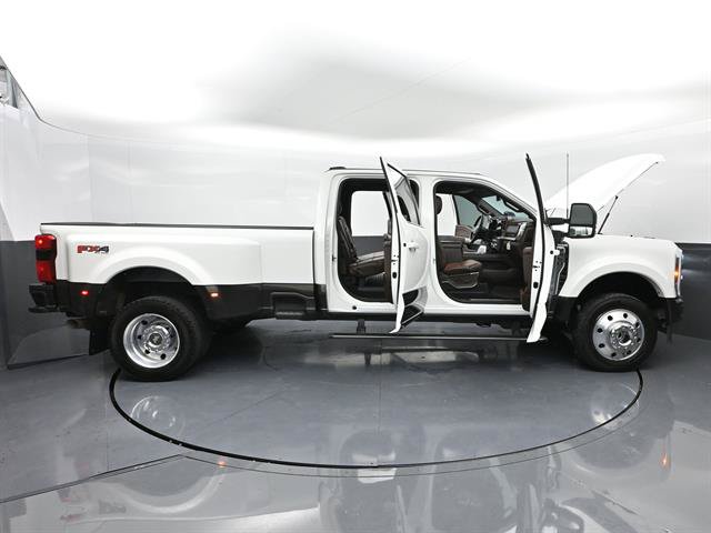 Used 2025 Ford F450 King Ranch w/ FX4 Off-Road Package AWD/4WD image 59
