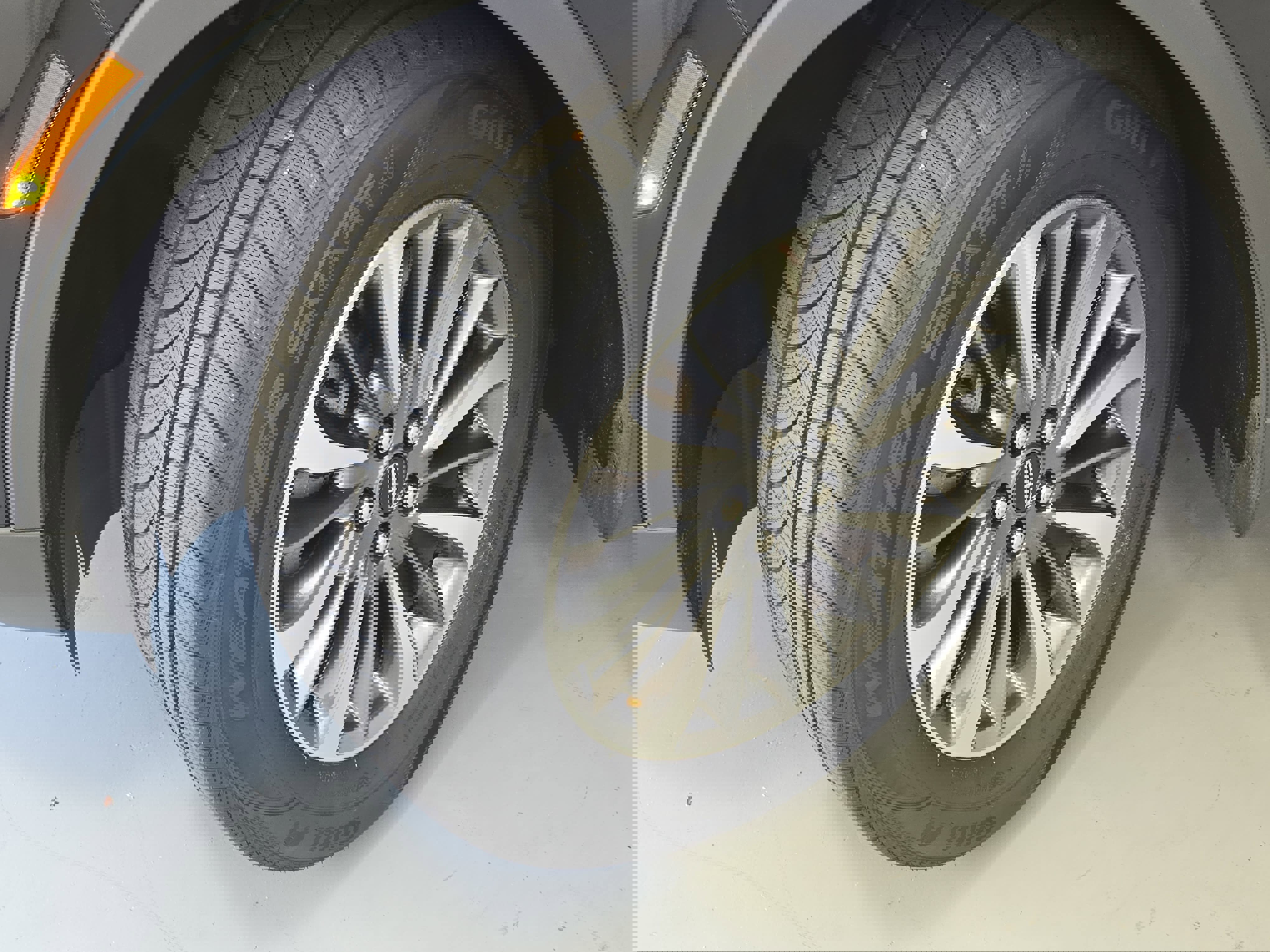 Used 2023 Lincoln Nautilus Reserve image 32