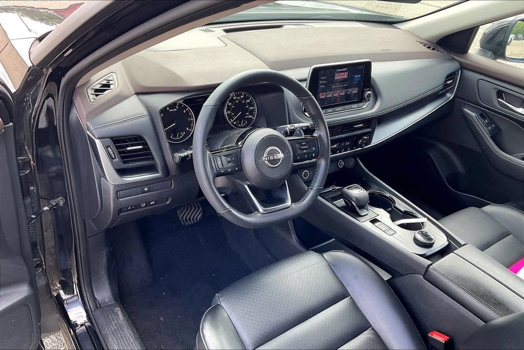 Used 2023 Nissan Rogue SV w/ SV Premium B Package AWD/4WD image 7