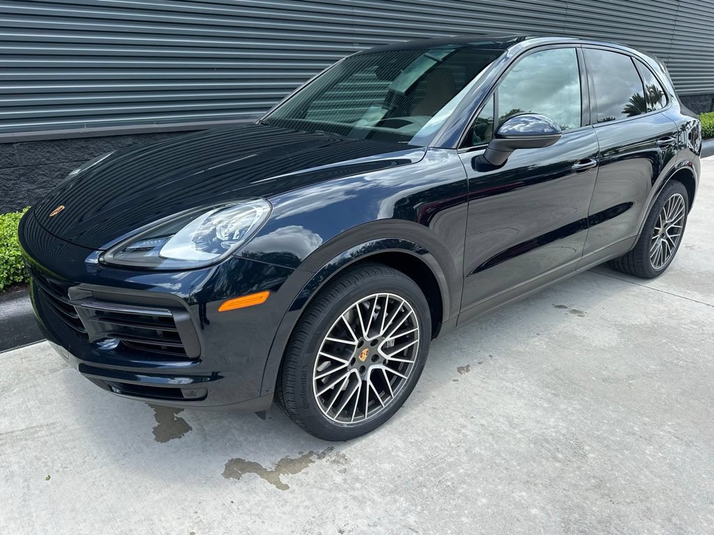 Certified 2023 Porsche Cayenne AWD/4WD image 7