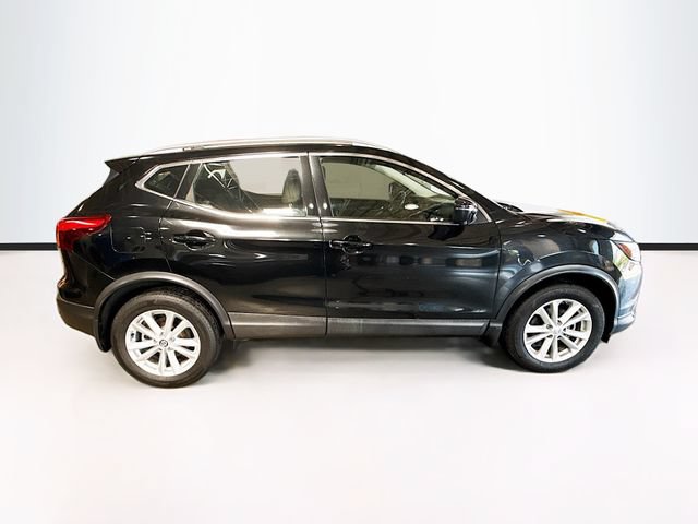 Used 2019 Nissan Rogue Sport SV w/ Technology Package AWD/4WD image 4