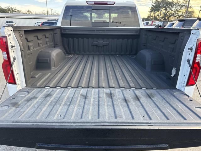 Used 2022 Chevrolet Silverado 1500 RST w/ Redline Edition image 10