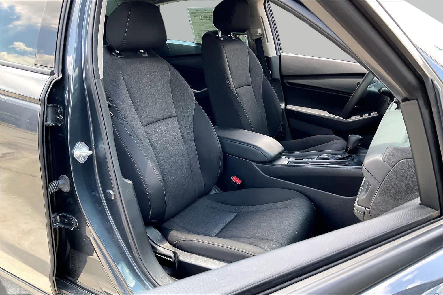 Used 2023 Honda Accord EX image 9