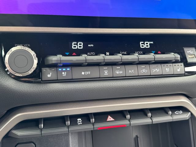 New 2026 Toyota Tundra Limited AWD/4WD image 21