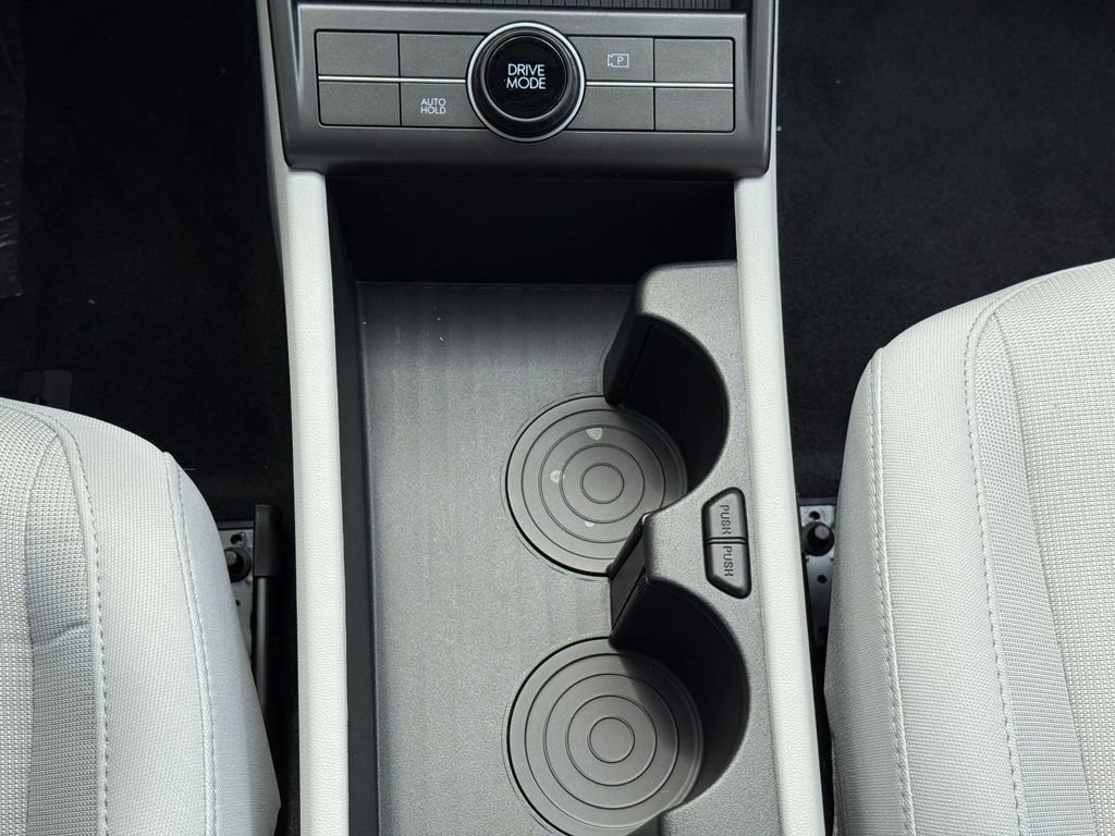 New 2025 Hyundai Kona SE image 21