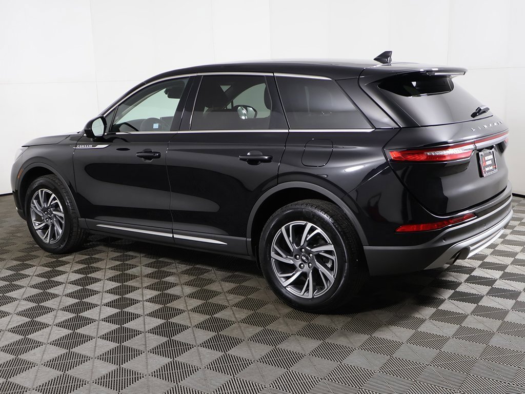 Used 2023 Lincoln Corsair AWD image 14