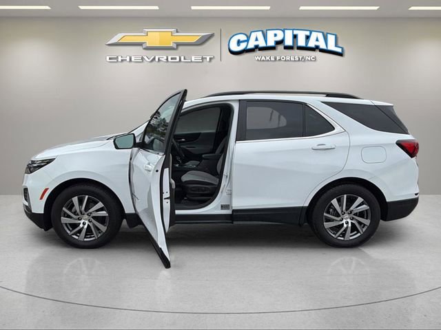 Used 2023 Chevrolet Equinox LT FWD image 3