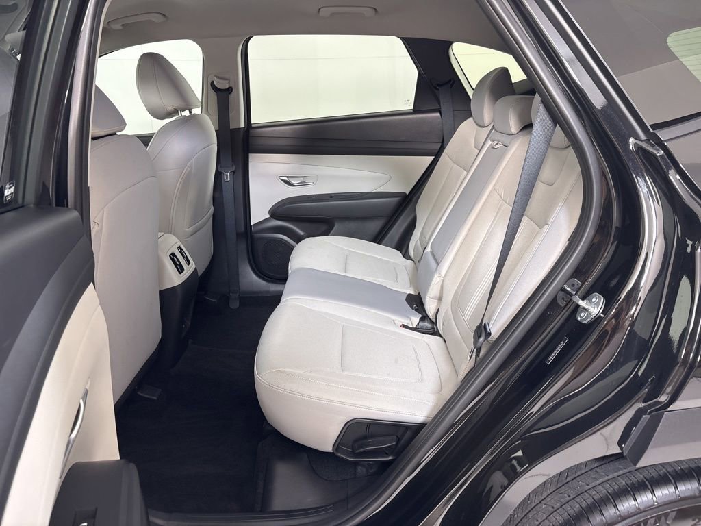 Certified 2025 Hyundai Tucson SEL FWD image 18