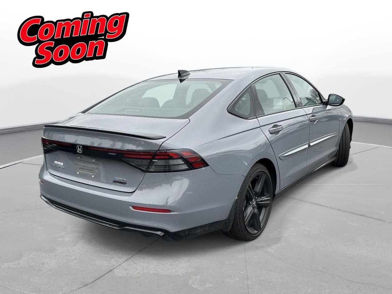 Used 2024 Honda Accord Sport image 6