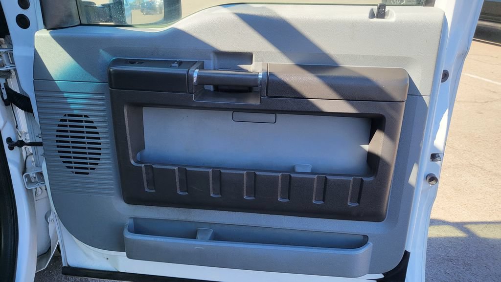 Used 2014 Ford F250 XL w/ Power Equipment Group RWD image 16
