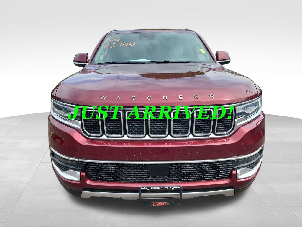 Used 2022 Jeep Wagoneer Series III AWD/4WD image 2