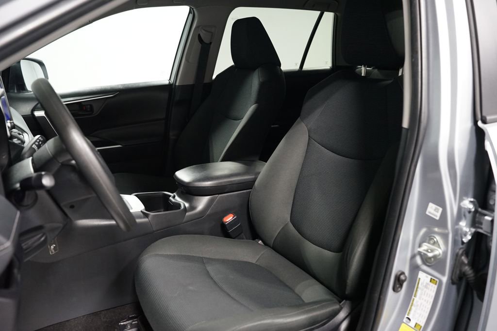 Certified 2024 Toyota RAV4 LE image 25
