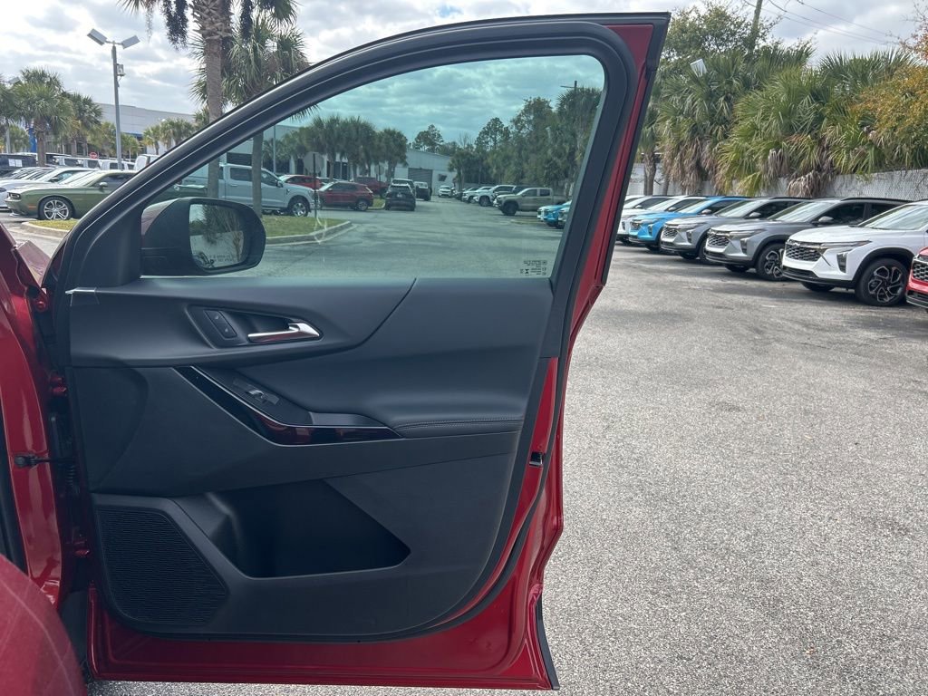 New 2026 Chevrolet Equinox LT w/ Convenience Package II image 28