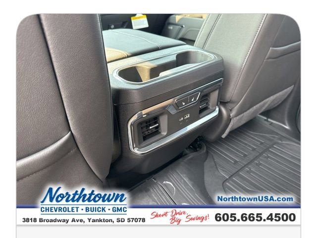 New 2025 GMC Sierra 3500 SLT w/ SLT Convenience Package image 19
