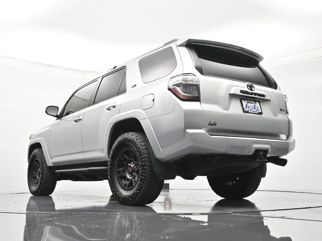 Used 2023 Toyota 4Runner SR5 AWD/4WD image 41