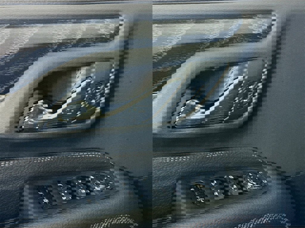 Certified 2024 GMC Yukon Denali w/ Max Trailering Package image 13