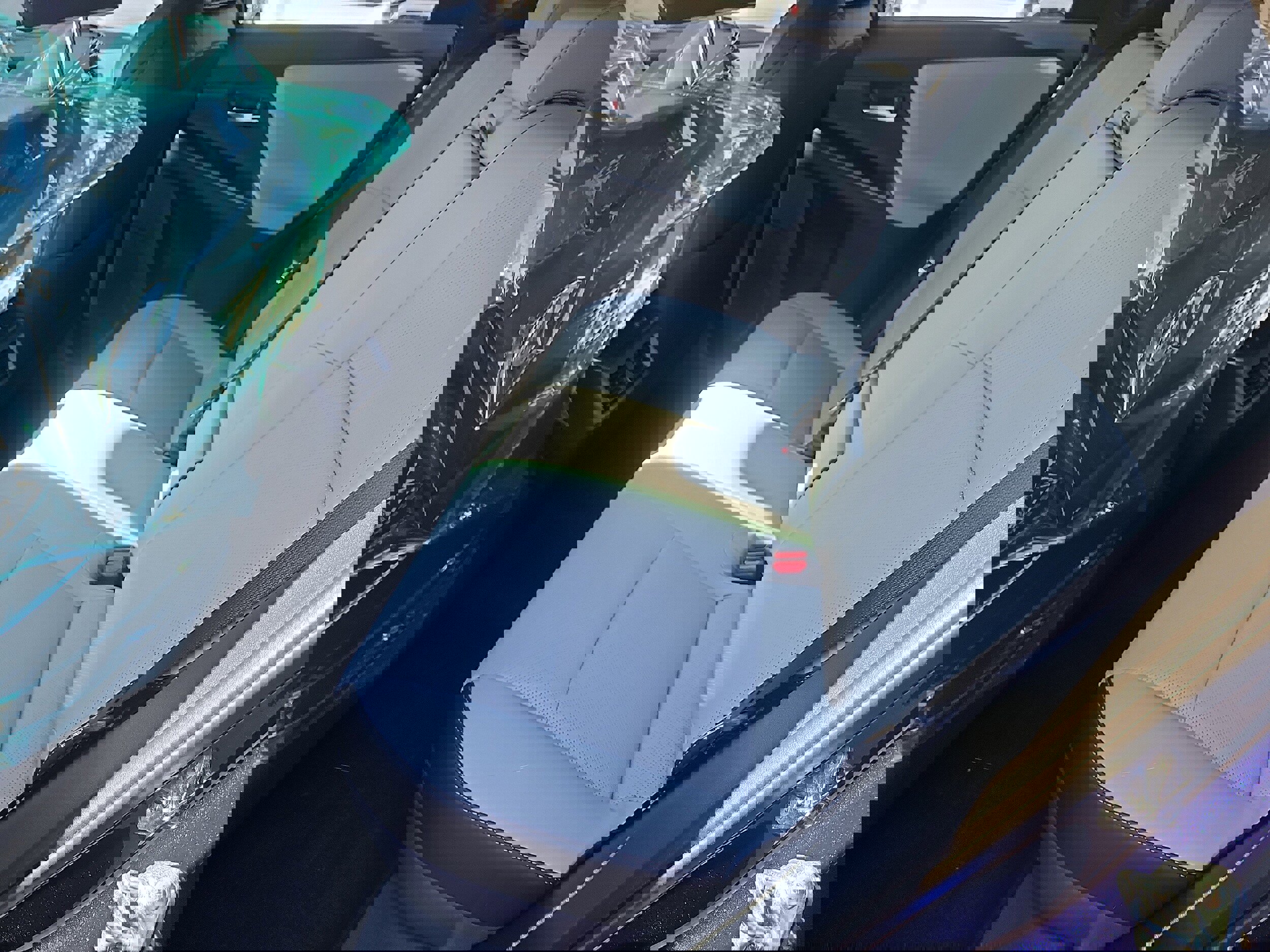 New 2026 Subaru Solterra Limited XT image 19