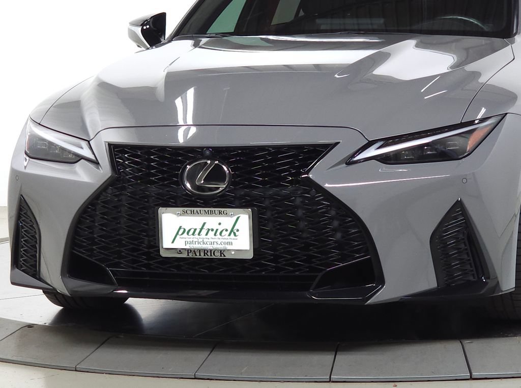 Used 2022 Lexus IS 500 RWD image 3