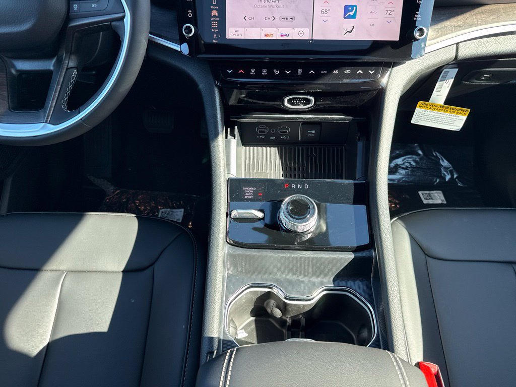 New 2027 Jeep Grand Cherokee Limited AWD/4WD image 19