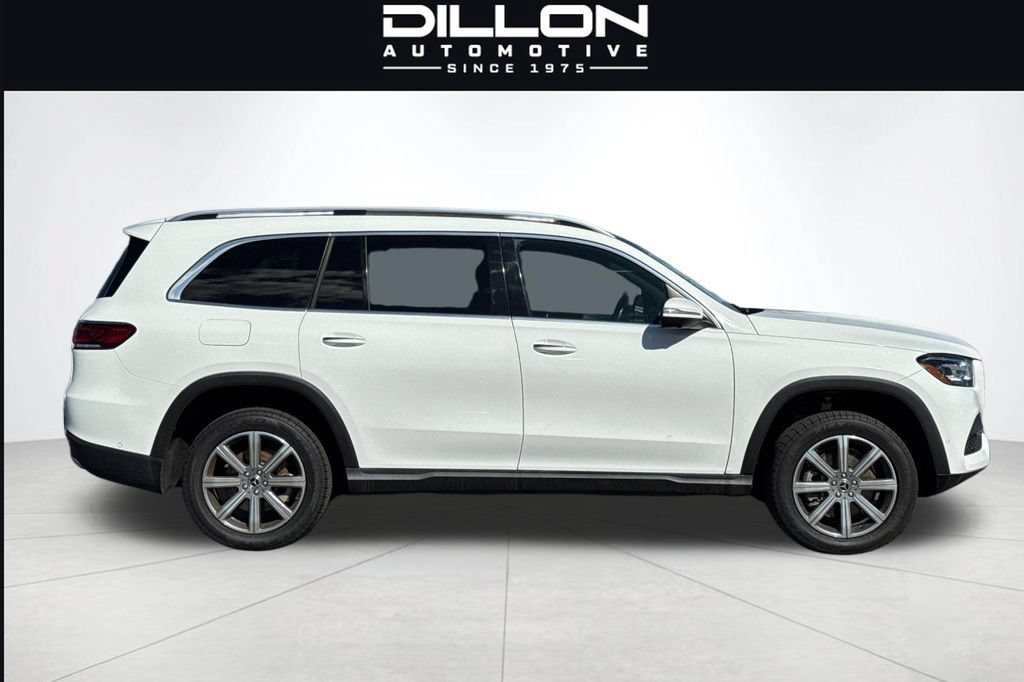 Used 2022 Mercedes-Benz GLS 450 4MATIC image 3