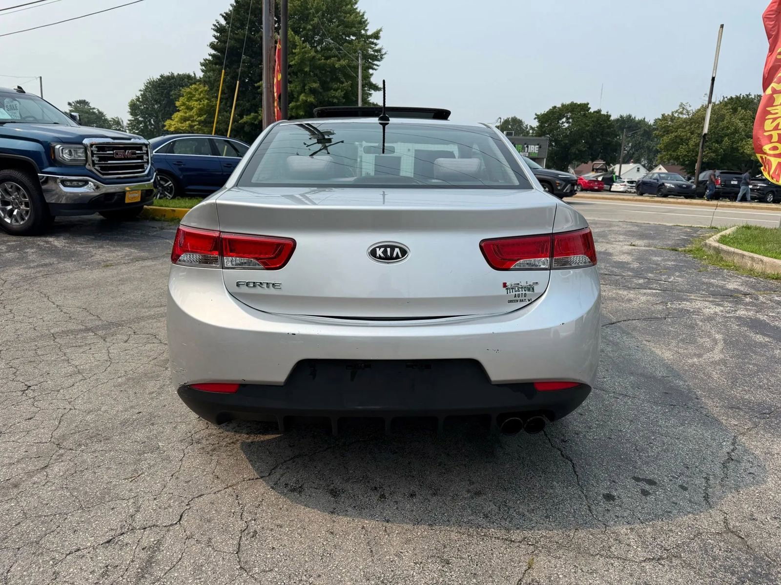 Used 2012 Kia Forte Koup SX image 4