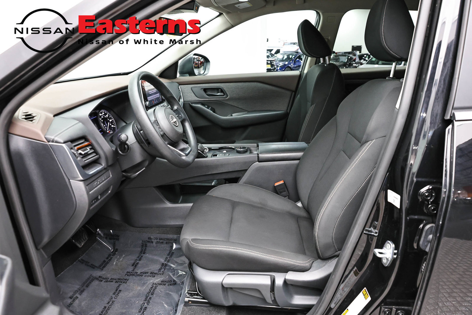 Used 2023 Nissan Rogue S AWD/4WD image 14