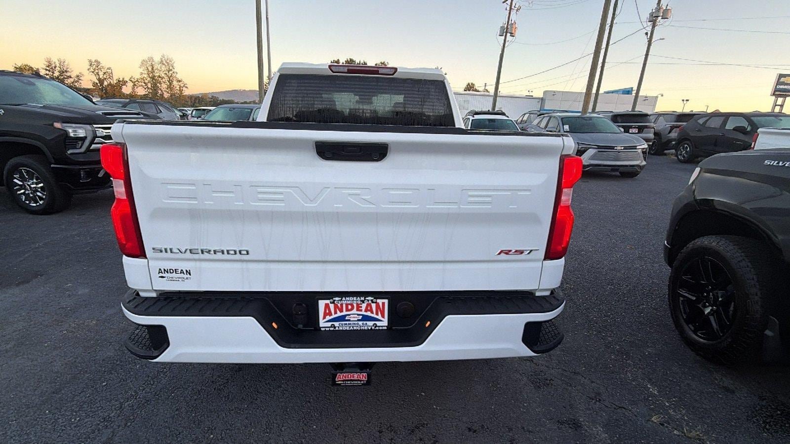 New 2026 Chevrolet Silverado 1500 RST w/ RST Select Package AWD/4WD image 9