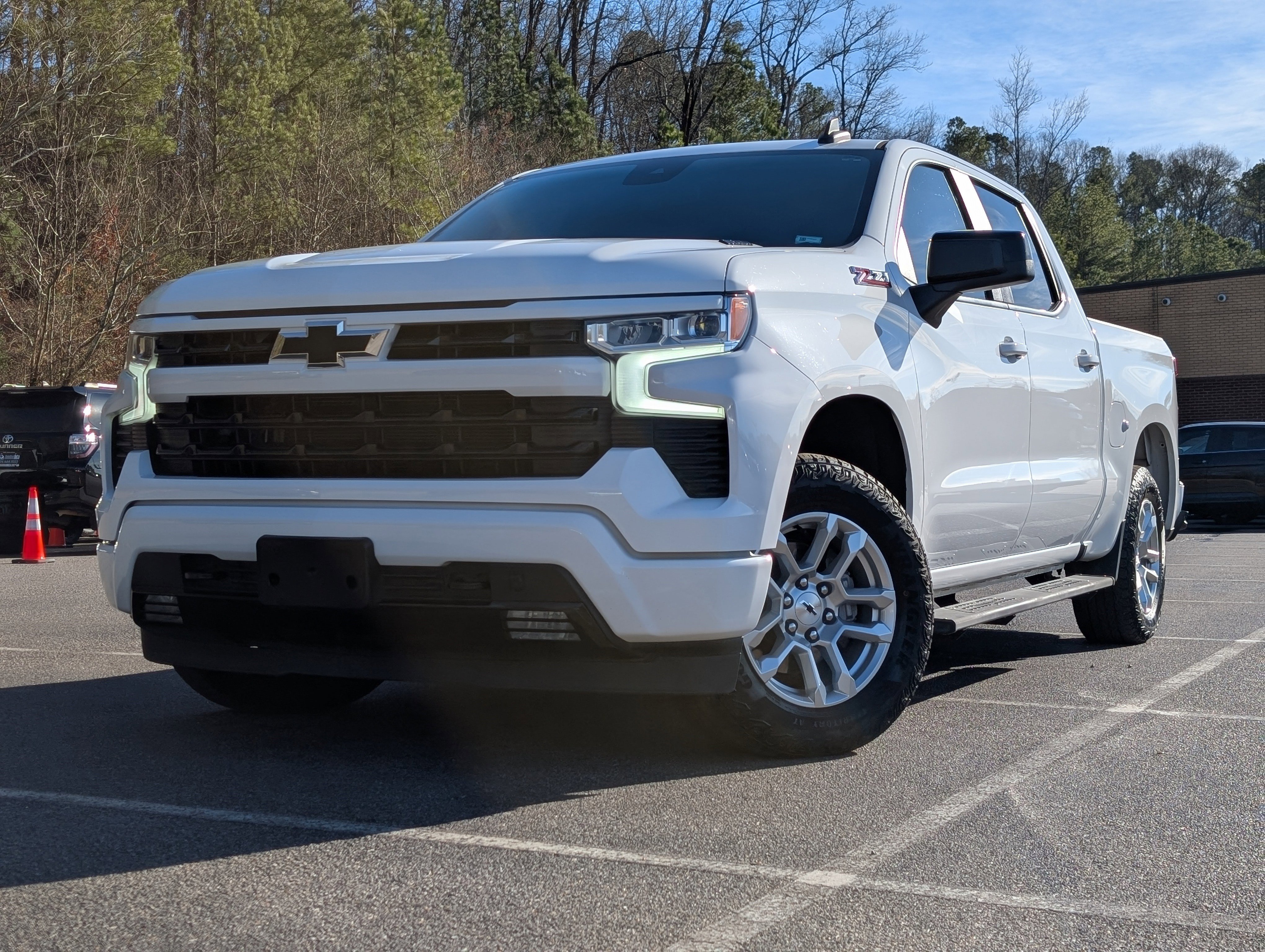 Used 2022 Chevrolet Silverado 1500 RST w/ Z71 Off-Road Package image 4