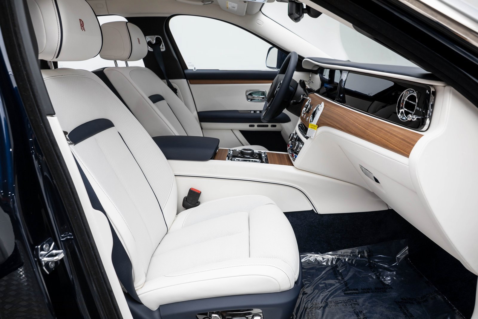 New 2026 Rolls-Royce Ghost image 12