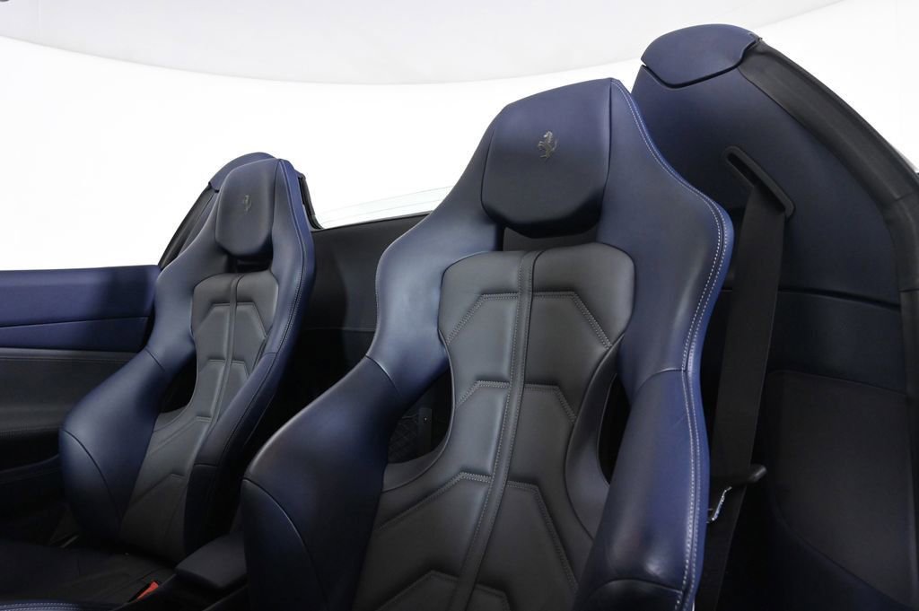 Used 2018 Ferrari 488 Spider RWD image 17