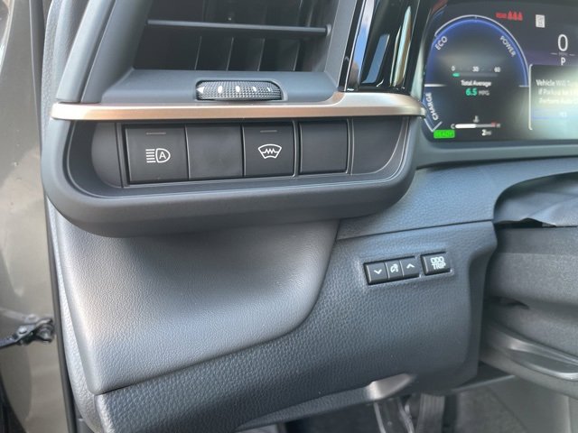 New 2026 Toyota Crown Limited image 17