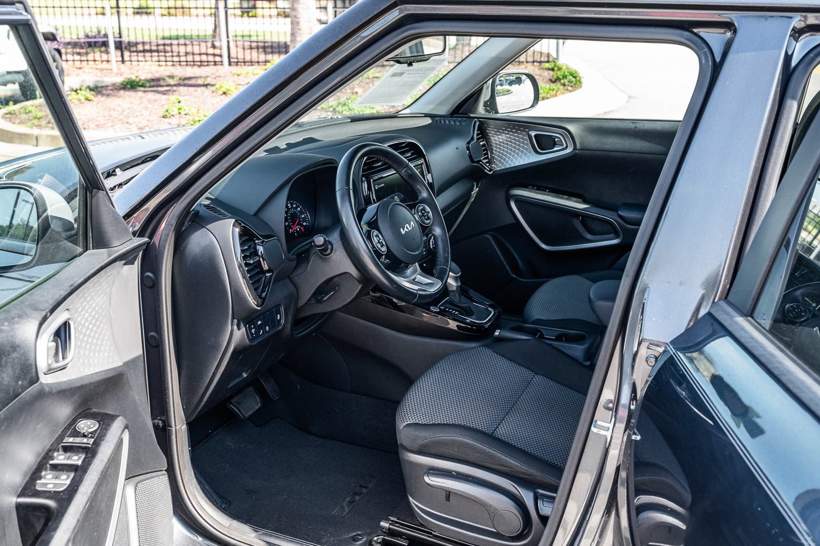 Used 2022 Kia Soul X-Line FWD image 16