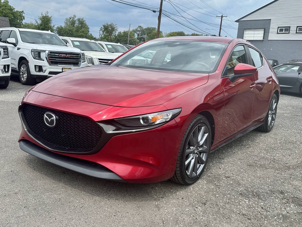 Used 2019 MAZDA MAZDA3 Hatchback w/ Preferred Package FWD image 4