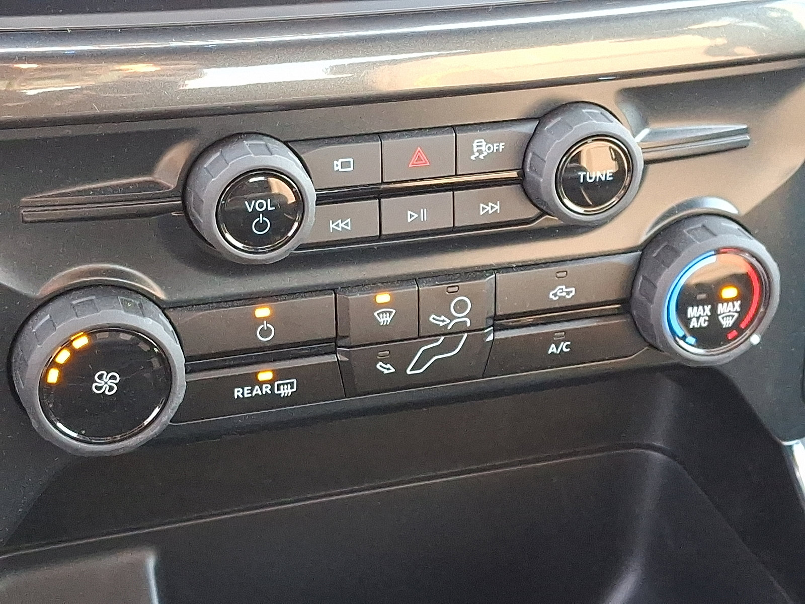 Used 2025 Ford F150 STX w/ Equipment Group 200A image 16