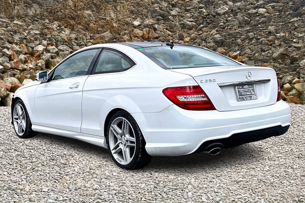 Used 2015 Mercedes-Benz C 250 Coupe image 10