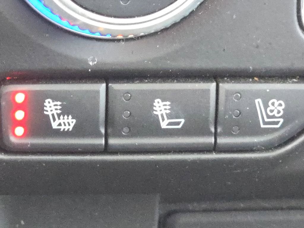 Used 2021 GMC Yukon XL SLT w/ Rear Media and Nav Package image 6