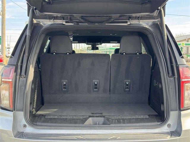 Used 2022 Chevrolet Tahoe RST w/ Luxury Package image 18