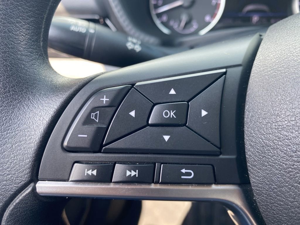 Used 2024 Nissan Sentra SV image 19