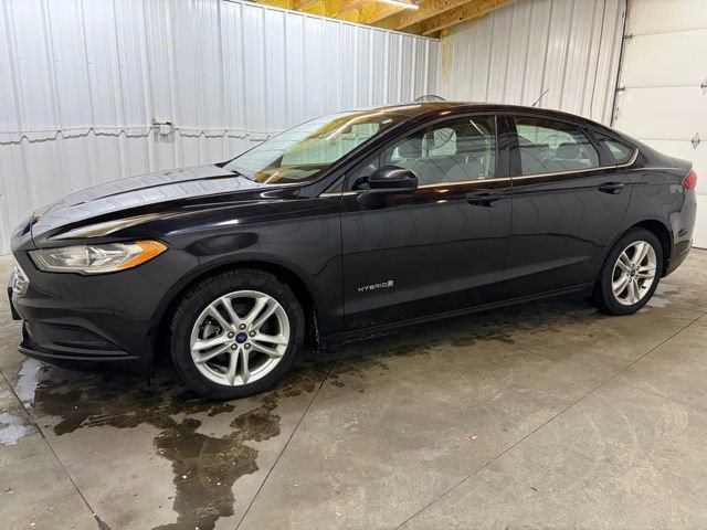 Used 2018 Ford Fusion S image 4