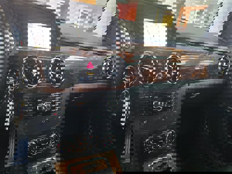 Used 2013 Mercedes-Benz GLK 350 2WD w/ Multimedia Pkg image 28