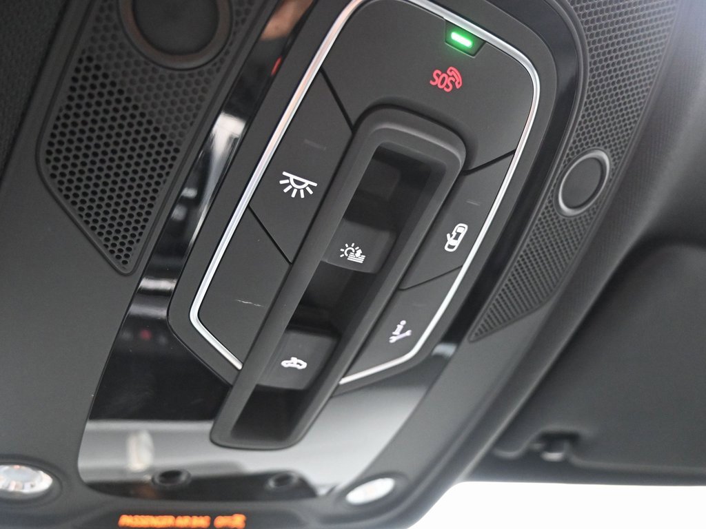 Used 2025 Audi Q5 2.0T Premium image 21