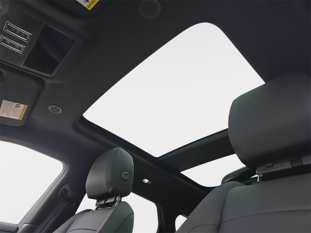 New 2026 Land Rover Range Rover Evoque S image 30