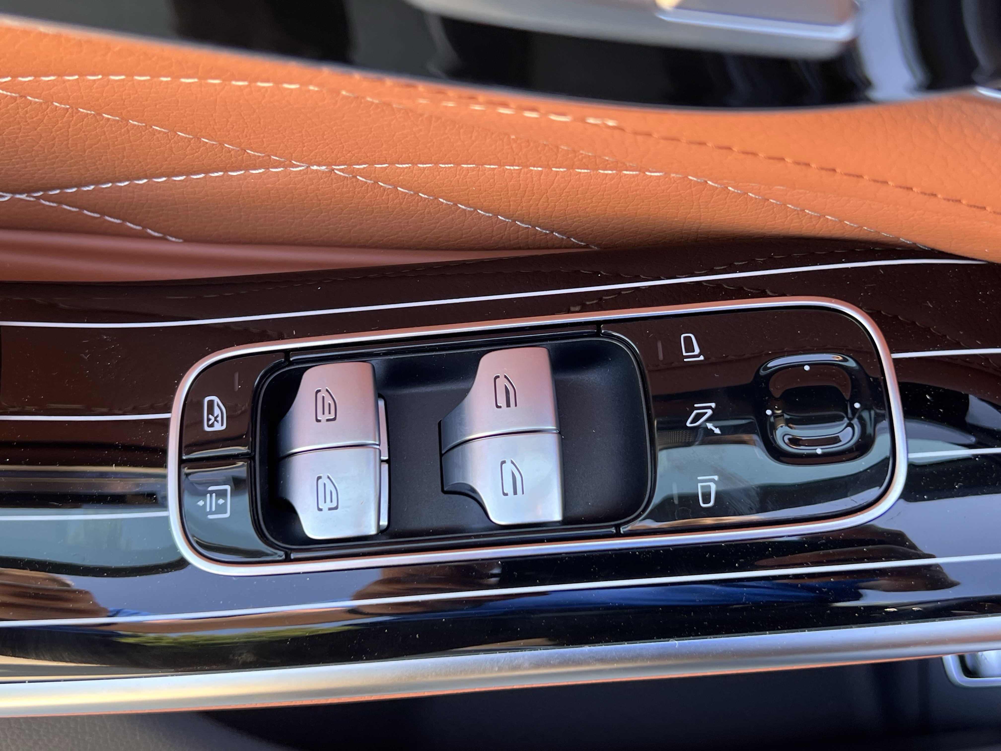 New 2027 Mercedes-Benz S 580 4MATIC Sedan image 14