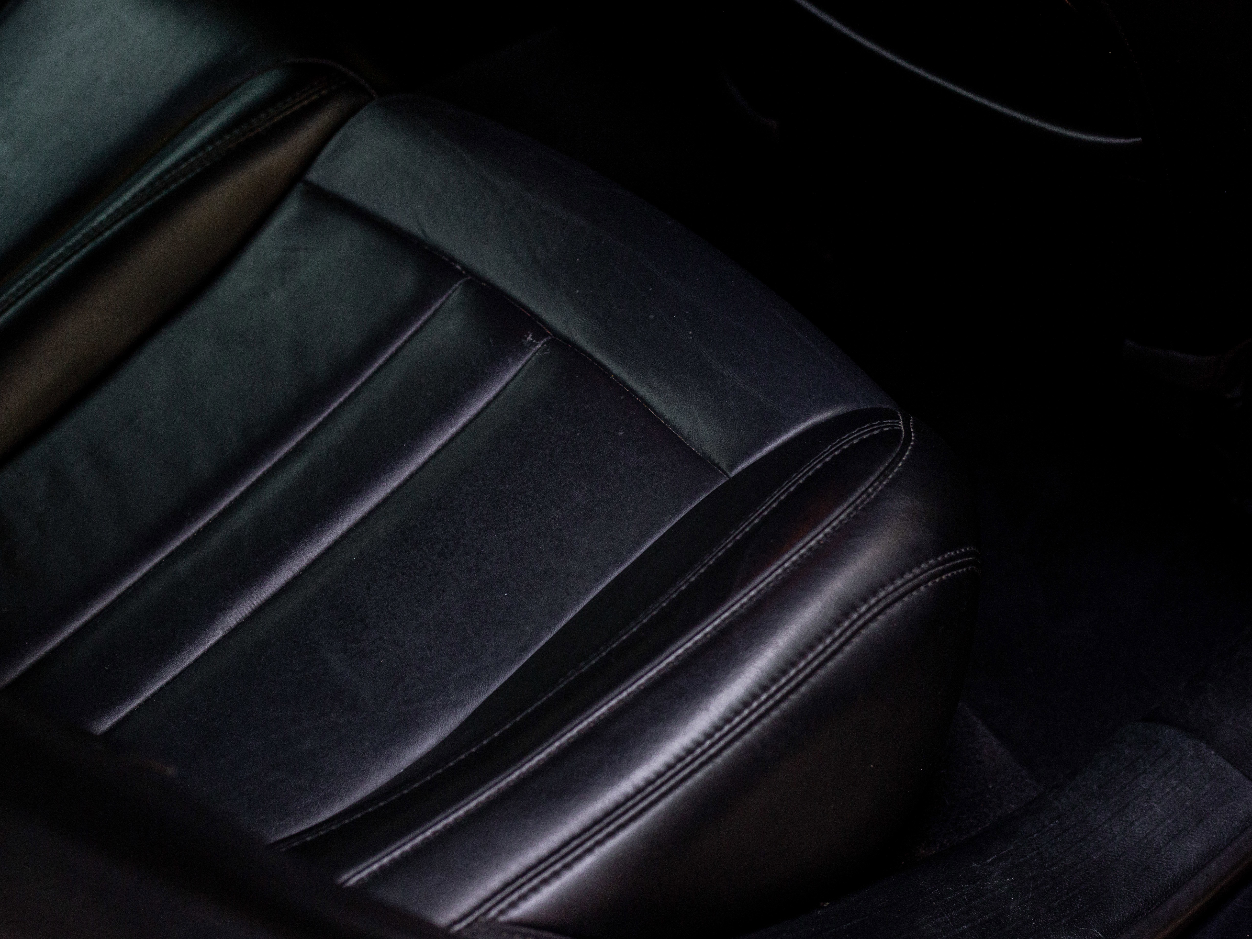 Used 2017 Chrysler 200 Limited Platinum image 12