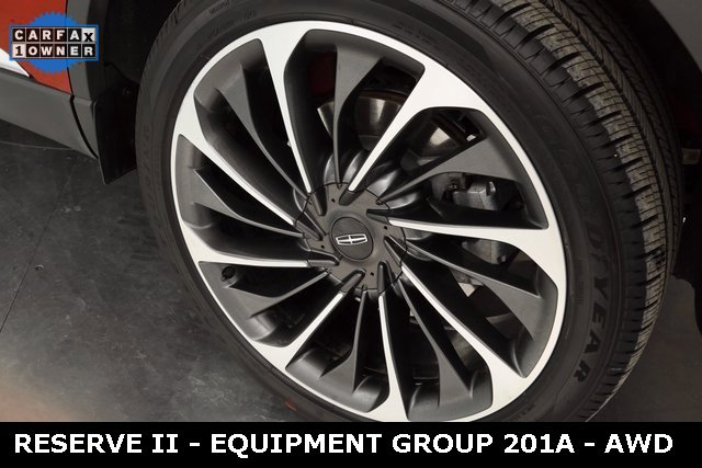 Used 2025 Lincoln Aviator Reserve w/ Equipment Group 201A image 9