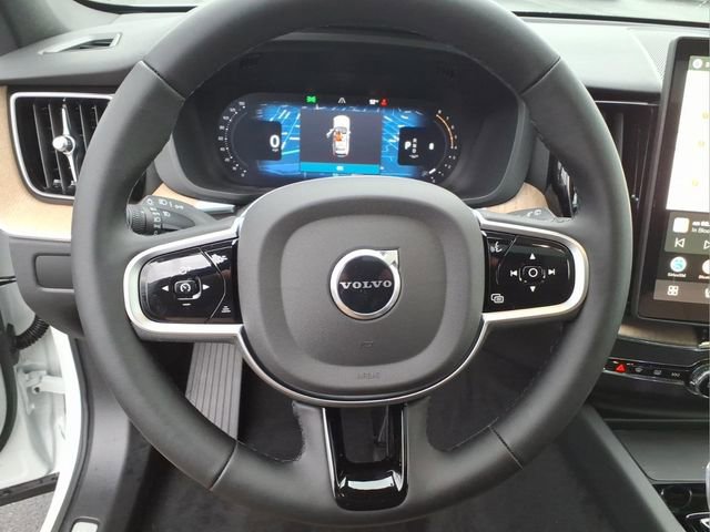 New 2026 Volvo XC60 B5 Plus w/ Protection Package Premier AWD/4WD image 20