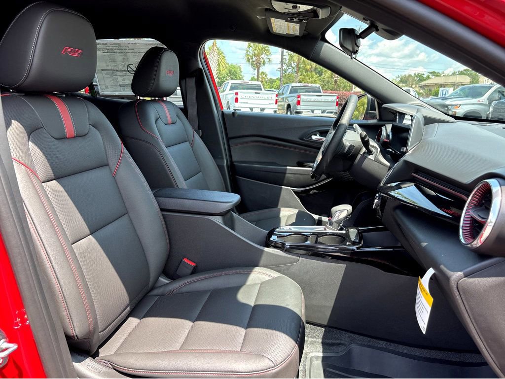 New 2026 Chevrolet Trax RS w/ Driver Confidence Package FWD image 11